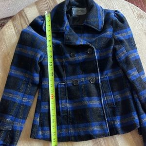 Like new black & blue plaid fitted wool blend coat